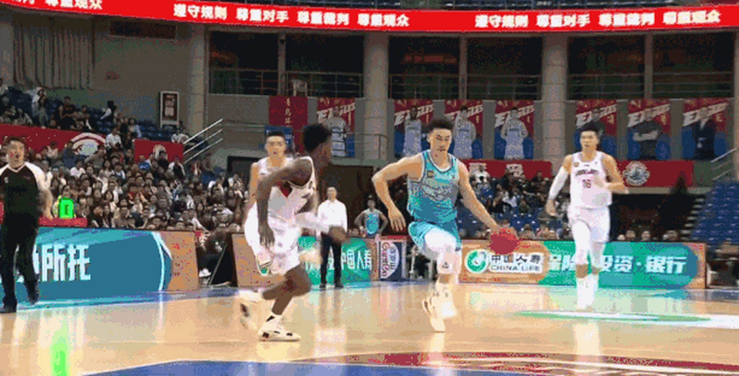 外援频频亮相，CBA比赛更加精彩刺激